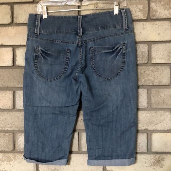 3For$20 jeans  shorts size 6p - Picture 2 of 3